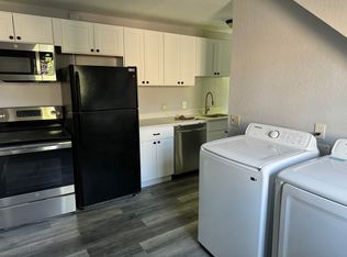 8 Grant St #3-R, South Hadley, MA 01075