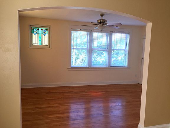 4th image of 5160 Goethe Ave #A