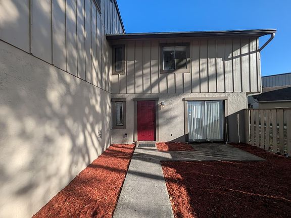 3rd image of 5702 NW 22nd Court #28-b