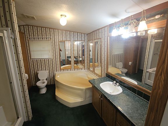 5th image of 82 E Johnson Ave