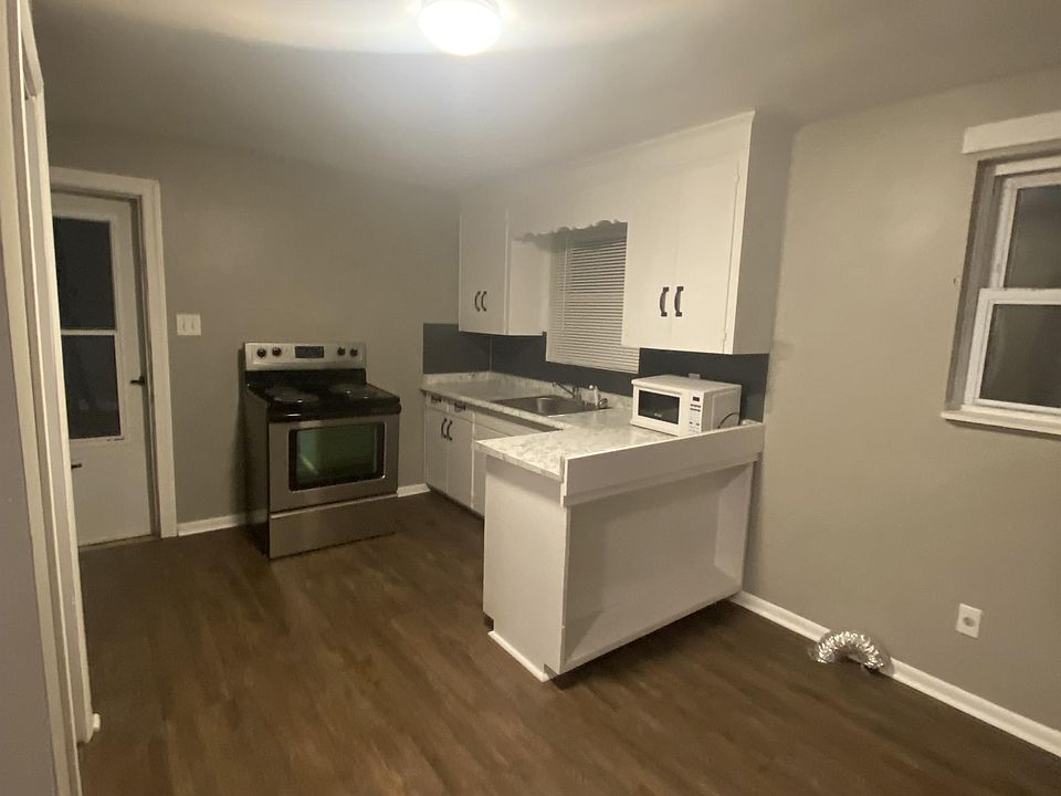 1st image of 3309 Clarence Towery Cir Unit 10