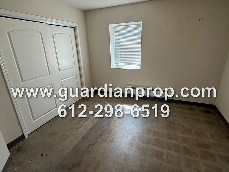 7535 Cloman Way — Photo 9