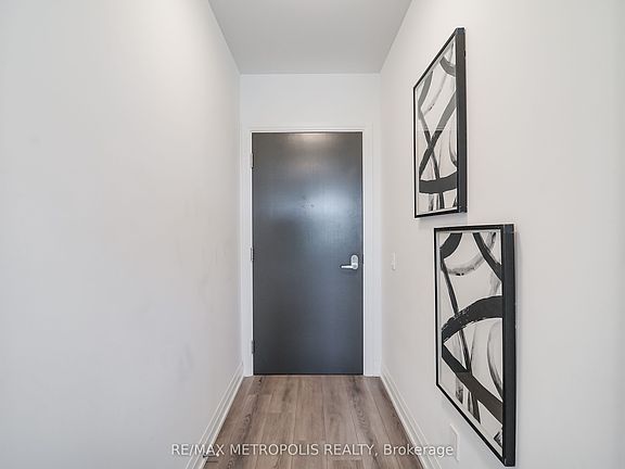 5th image of 286 Main St #421