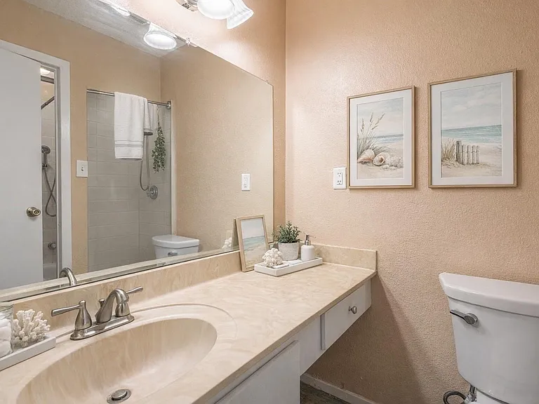 7069 N Holiday Dr — Photo 13