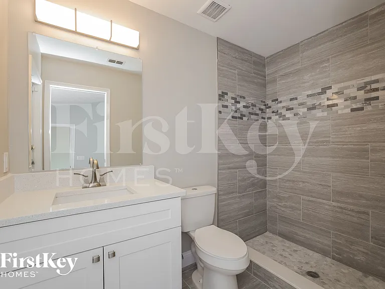 429 Hanging Moss Rd — Photo 9