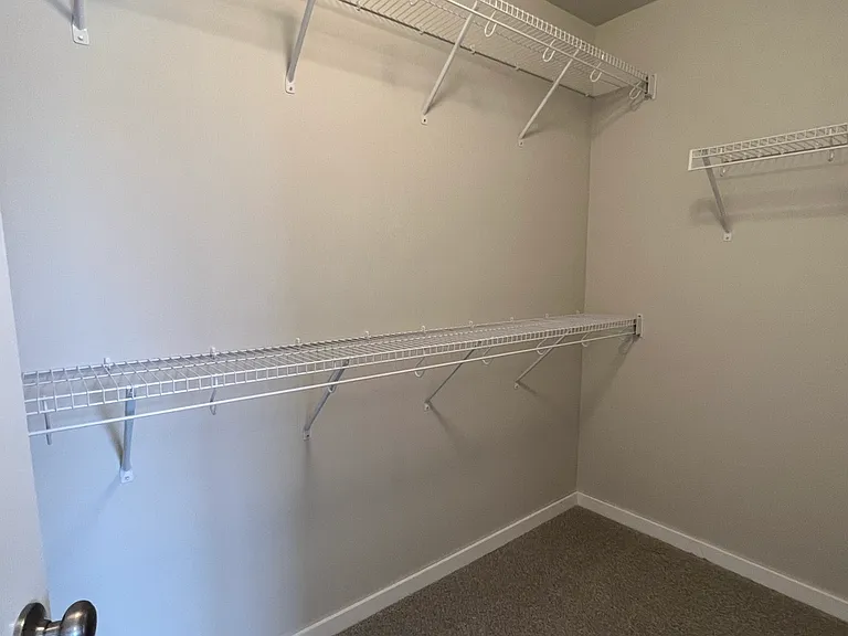 31 Ivy Row #31 — Photo 18