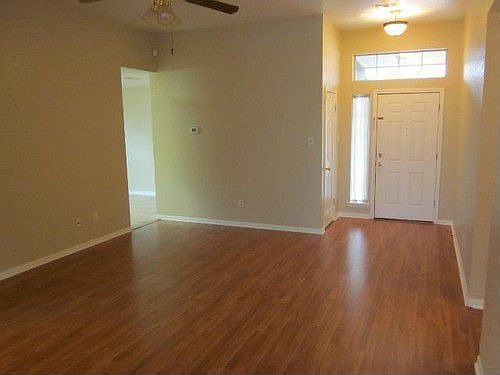 2nd image of 1109 Lambrusco Dr