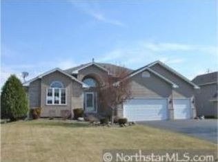 3814 Globeflower Cir N, Brooklyn Park, MN 55443