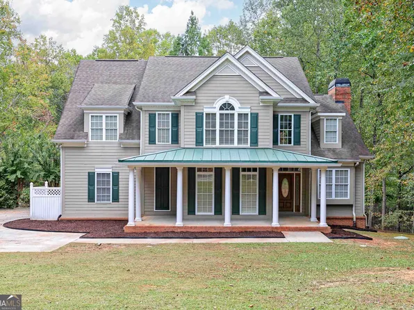 175 Shoreline Cir, Newnan, GA 30263