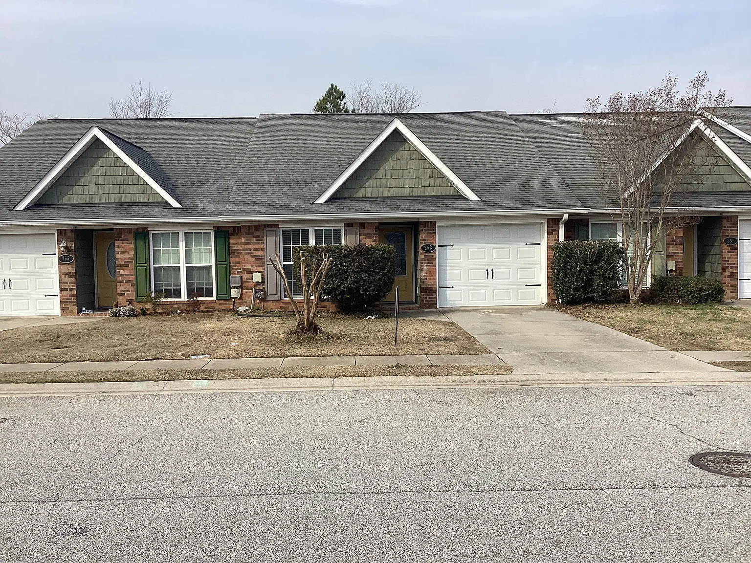 853 Bryan Cir — Photo 2