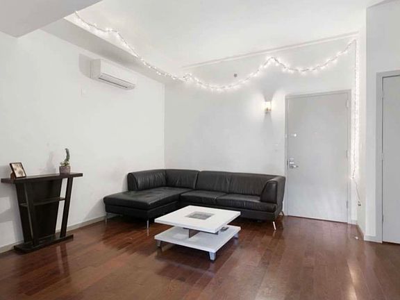 2nd image of 40 N 4th St #1CC