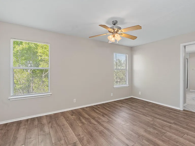 403 Lakemont Dr — Photo 13