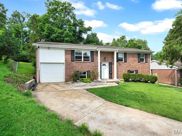 703 Brownbert Ct, Saint Louis, MO 63119