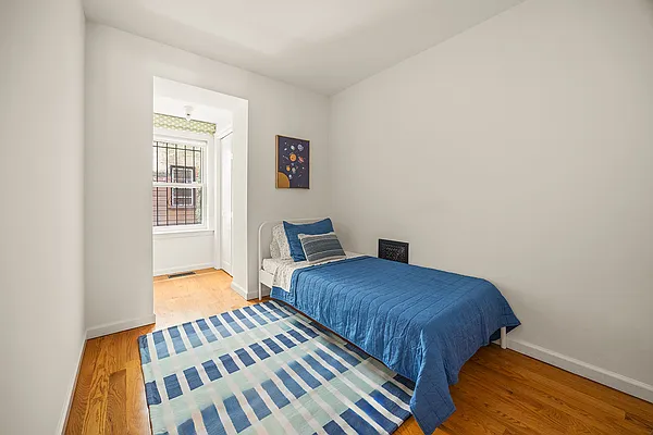 Sold by Corcoran | media 21