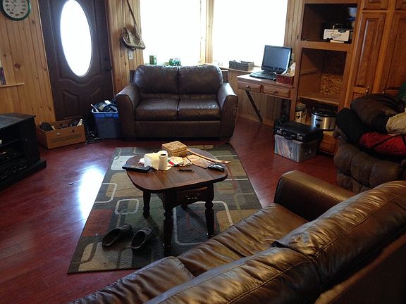 5th image of 608 Grant St