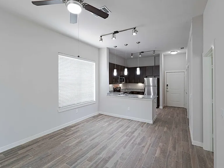 The District At Cypress Waters - Parson's Green — Photo 398