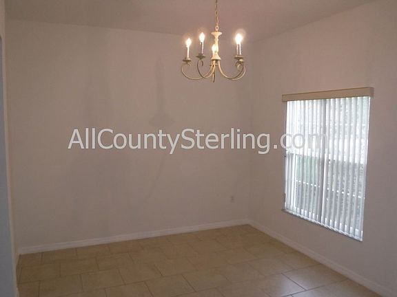 5th image of 3556 Valleyview Dr