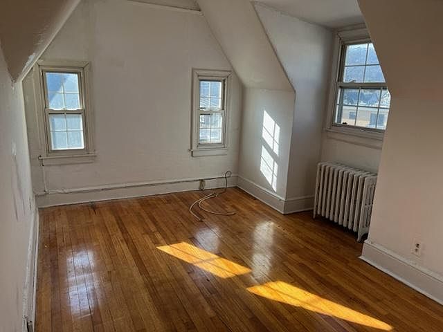 2nd image of 245 Manville Ln