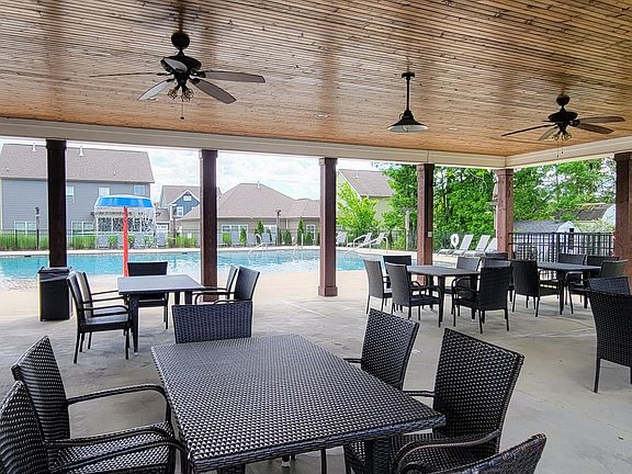 5th image of 8586 Amberwing Cir