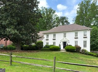 7000 Hunters Knl, Sandy Springs, GA 30328