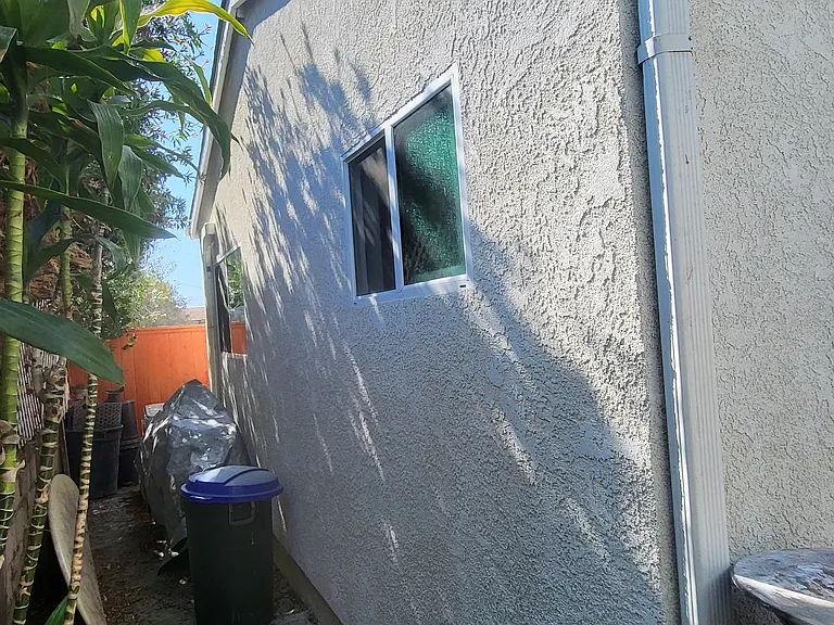 2050 Lomita Park Pl #A — Photo 30