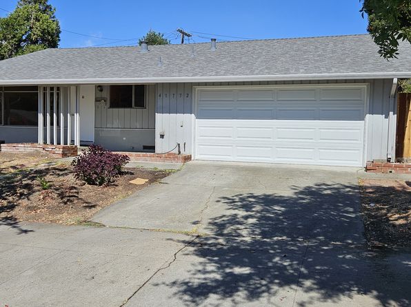 41772 Chadbourne Dr
