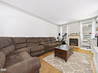 11139 76th Rd APT B7, Forest Hills, NY 11375
