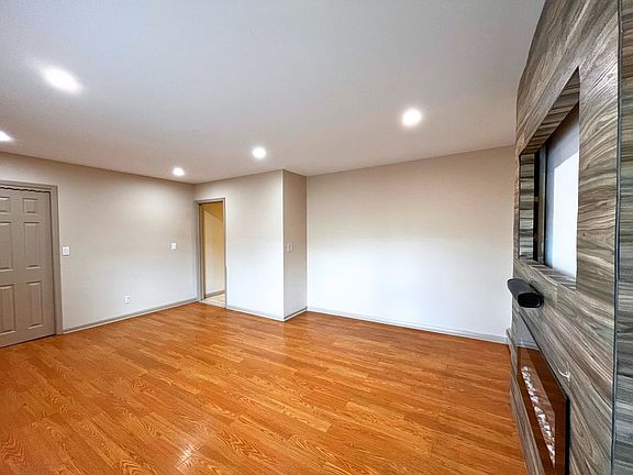 2nd image of 7101 Durham Ave Floor 2