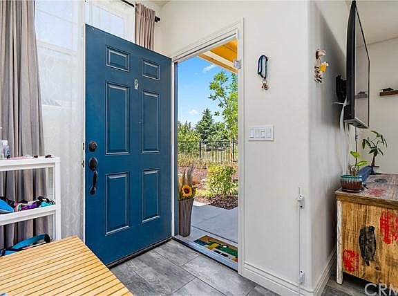 5th image of 134 Sweetwater Ln