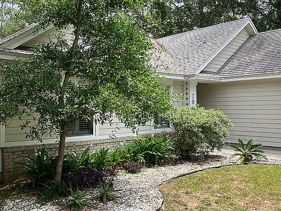 3rd image of 2056 Cashen Wood Dr