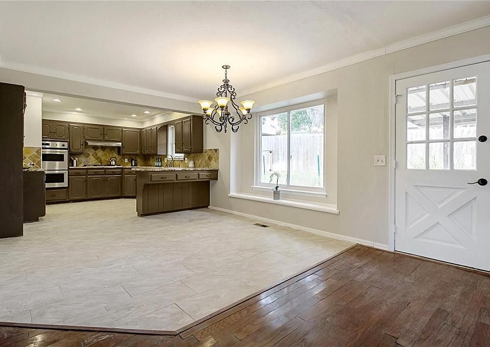 1st image of 11111 Bristol Ct