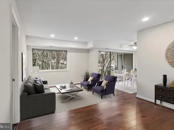 5202 Crossfield Ct #120, Rockville, MD 20852