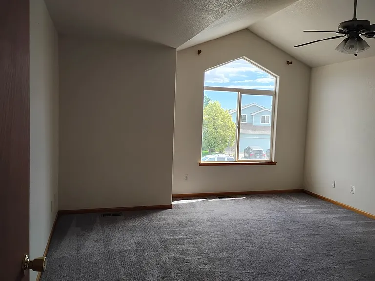 Prirmary bedroom