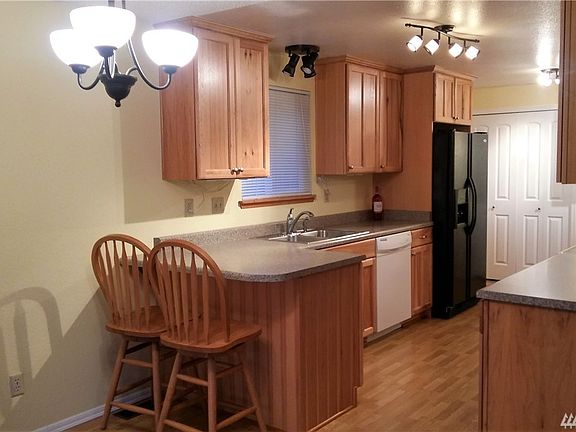 4th image of 1456 Loraine St