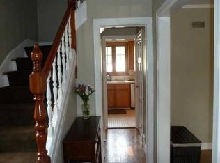 4388 N Wildwood Ave, Shorewood, WI 53211