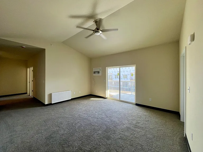 749 Meridian Dr — Photo 31