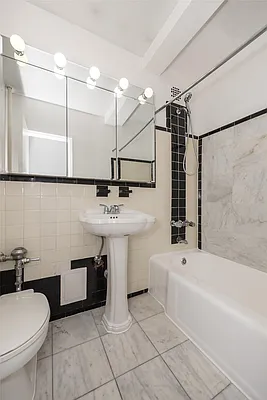 Sold by Bohemia Realty Group | media 7