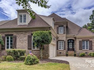 18207 Nautique Dr, Cornelius, NC 28031