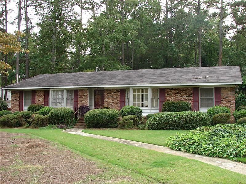 2nd image of 3618 Nassau Dr