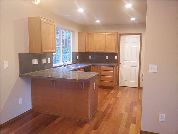 3rd image of 5020 S 122nd Ln
