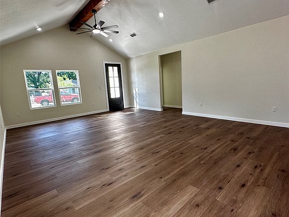 4th image of 3616 Hubby Ave