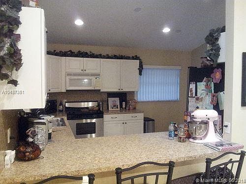 5th image of 11481 NW 27th Ct