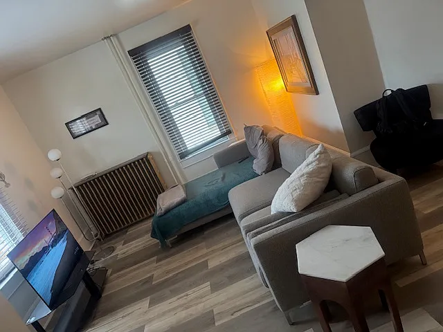 2717 Girard Ave S #101 — Photo 18