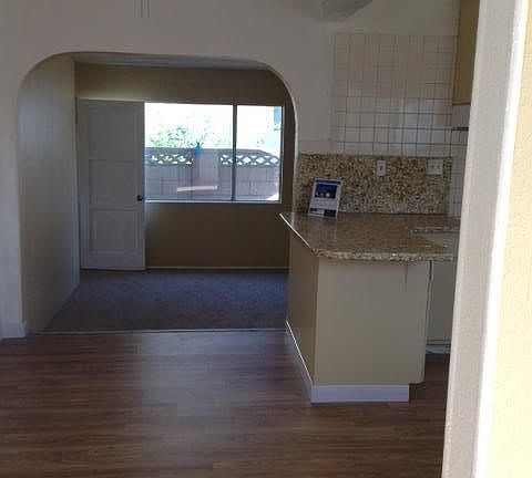 5th image of 1151 Sandsprings Dr