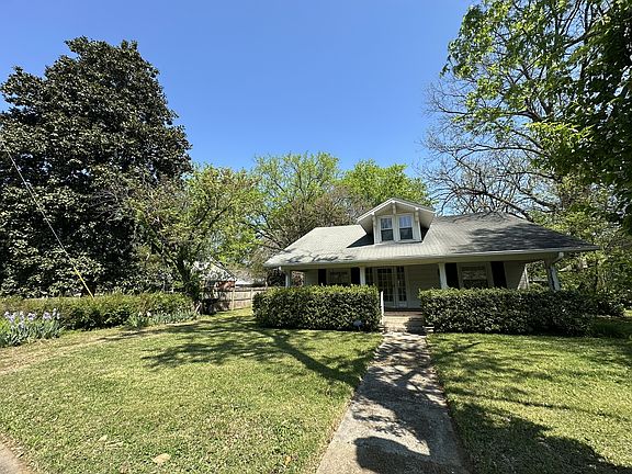 4th image of 318 Kingwood Dr