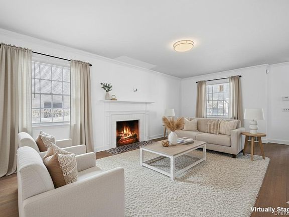 4th image of 66 Middle Road