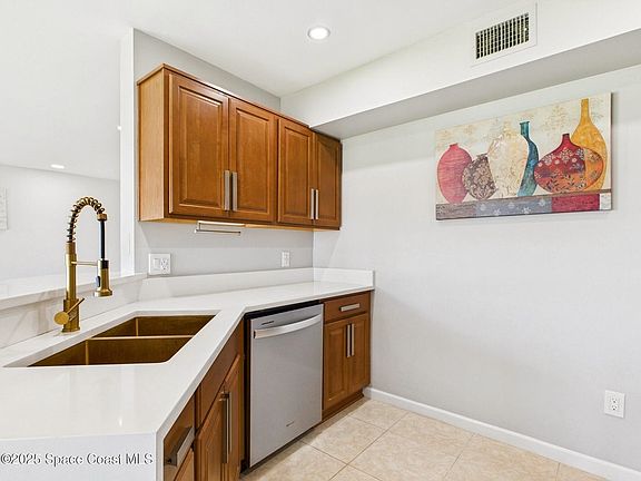4th image of 7310 N Highway 1 Unit 1-1103
