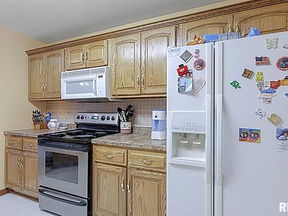 4th image of 2607 Montega Dr