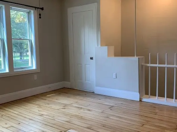 2471 W11, 2471 W 11th St #Up, Cleveland, OH 44113