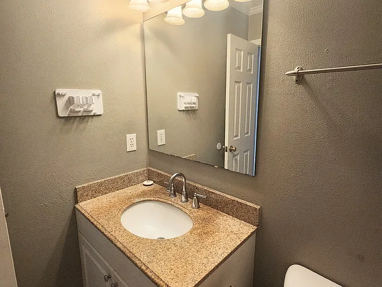 4519 Josh Ct — Photo 23
